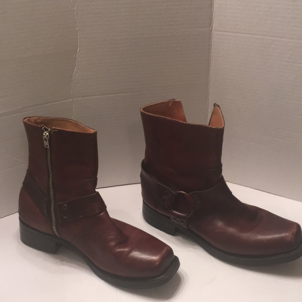 Frye Harness Boots Square toe men’s size 10